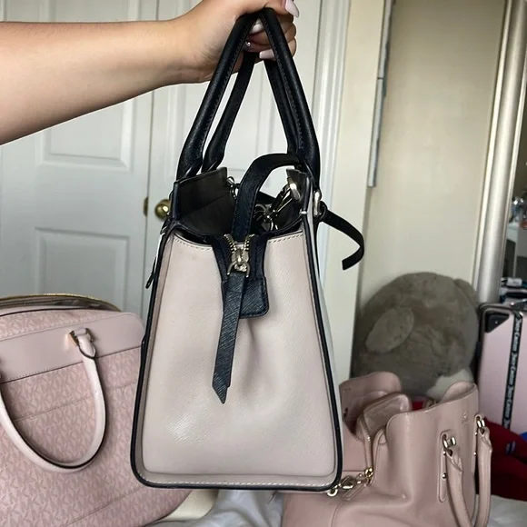 Kate spade purse - Picture 2 of 5
